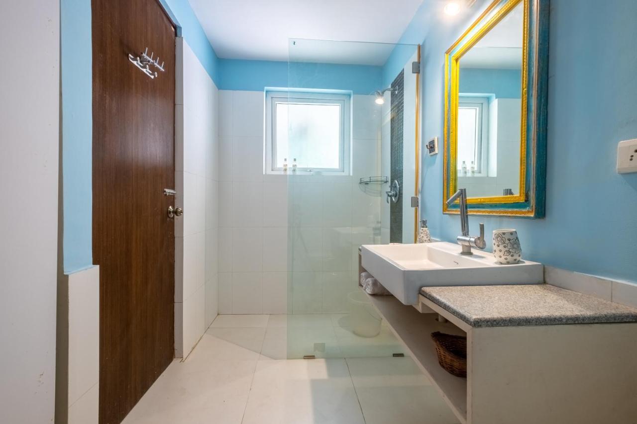 Snowdrop- Exquisite 3Bhk Villa With Pool- Candolim By Staymonkey 칼랑굿 외부 사진