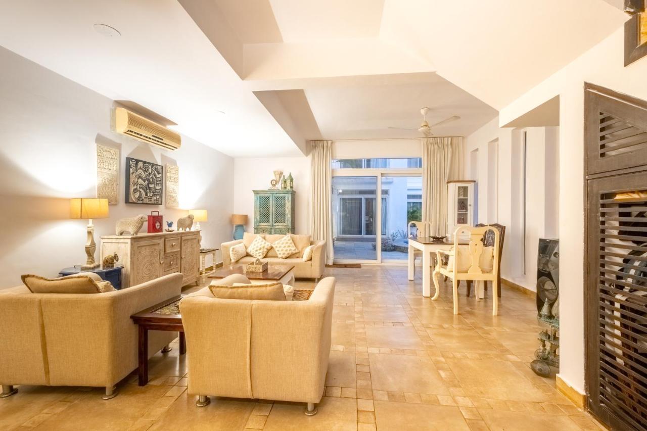 Snowdrop- Exquisite 3Bhk Villa With Pool- Candolim By Staymonkey 칼랑굿 외부 사진