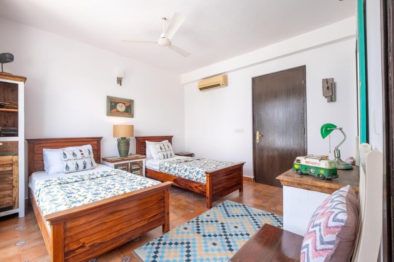Snowdrop- Exquisite 3Bhk Villa With Pool- Candolim By Staymonkey 칼랑굿 외부 사진